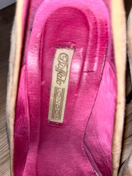 Lodičky buffalo, 37