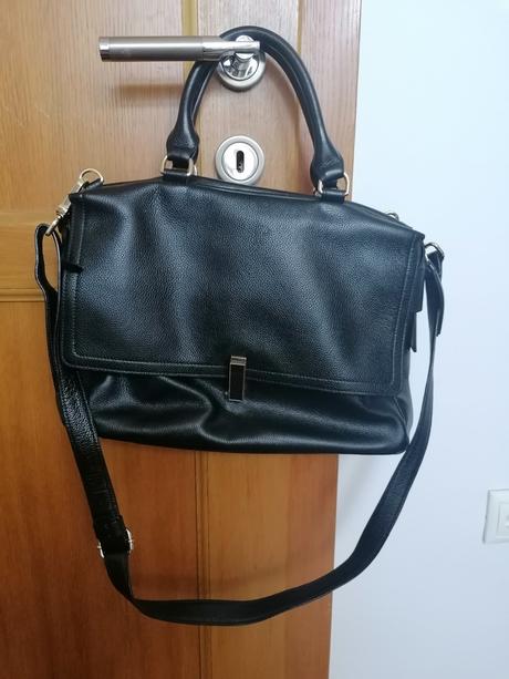 Kozena kabelka, picard