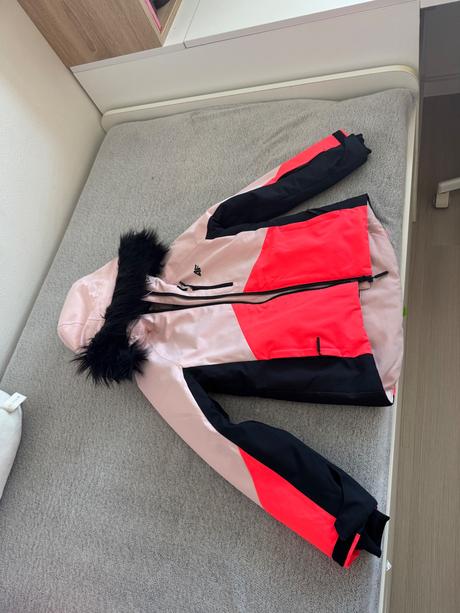 Lyžiarská súprava, 134