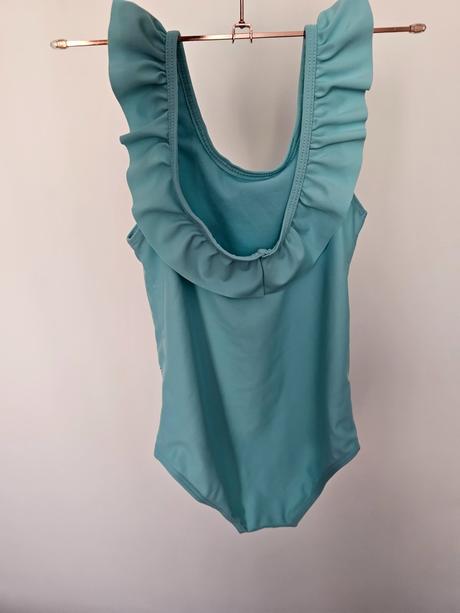 Plavky s morskými hviezdicami, 122