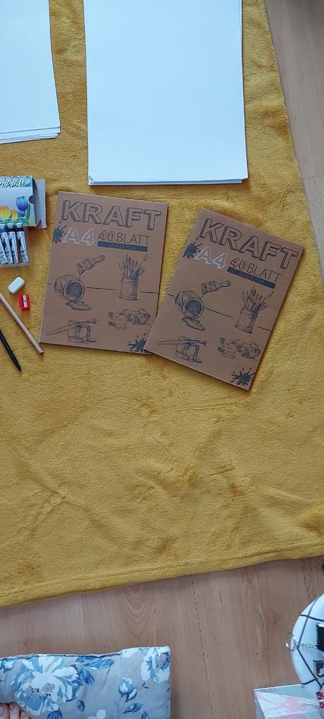 Výkresy, tempery,farbičky,náčrtníky,