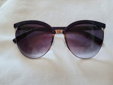 Okuliare slnečné nové kupované v optike, 