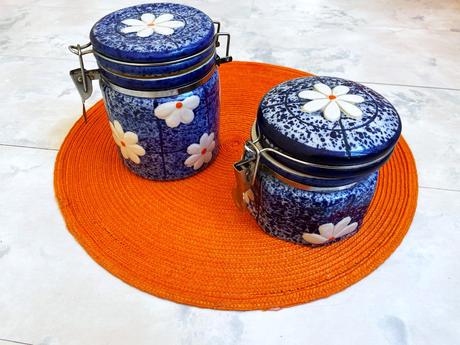 Porcelánové dózy - 2 ks,