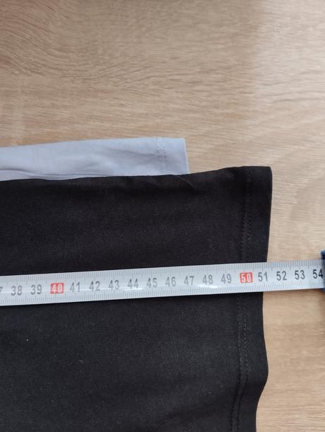 2x tričko, cena spolu, reserved,134