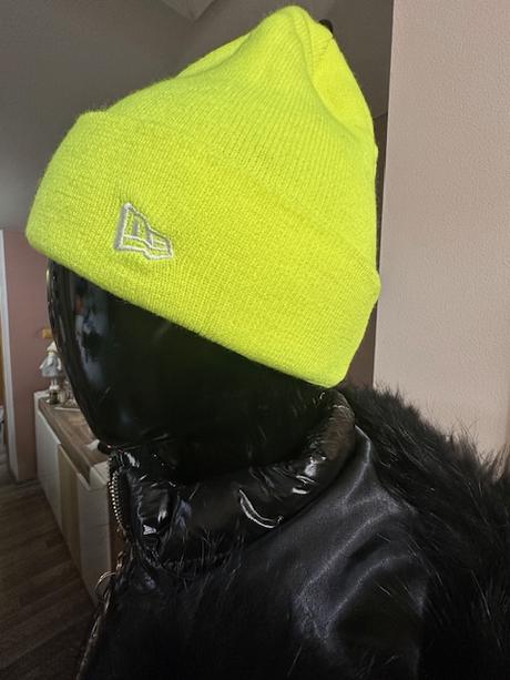 Neónová zimná čiapka zn. new era,