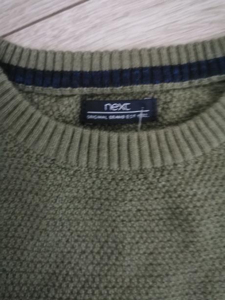 Pasikavy svetrík, next,116