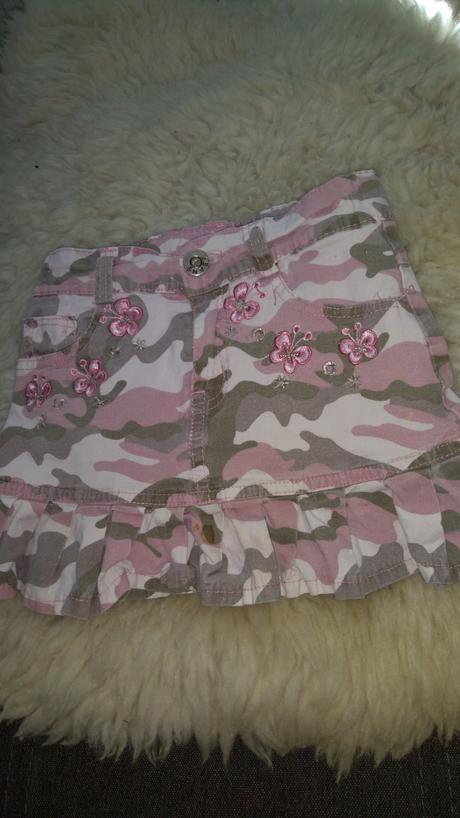 Suknicka+tričko gratis, lusa,98