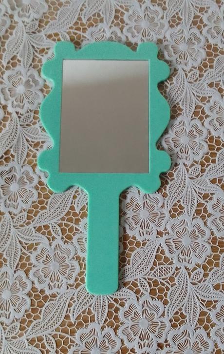 Dievčenské zrkadlo,