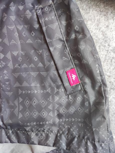 Tenká bundička - pláštenka (nenosená), quechua,104