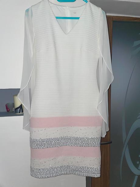 Nádherne spoločenské  saty, 36