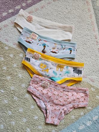 Dievcenske nohavicky laskovo, 104