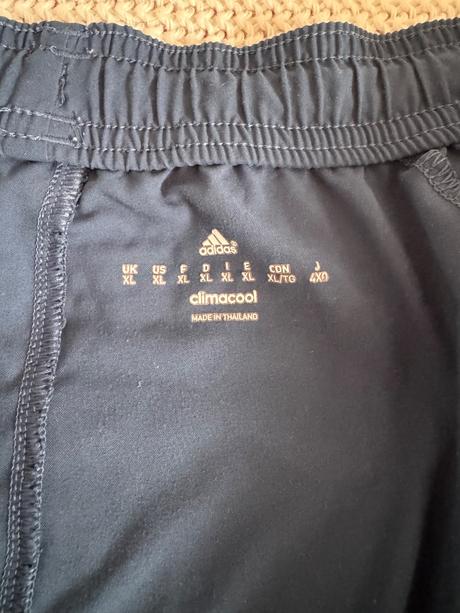 Pekné kraťasy roland garros, adidas,xl