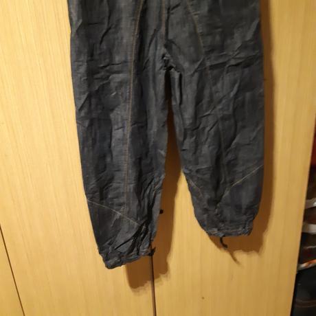 Dámske riflove haremky, 28