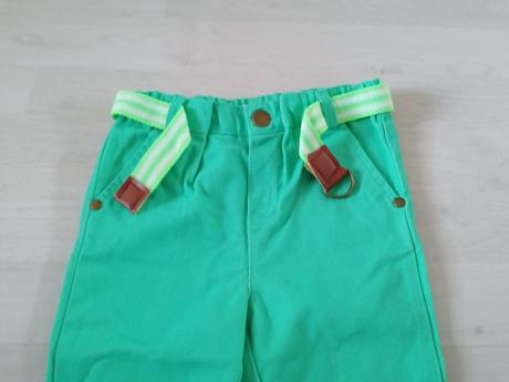 Krásne bavlnené nohavice, 92