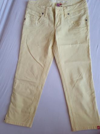 Úzke džinsy 3/4 strih, 38