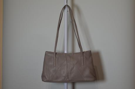 Kožená kabelka, 