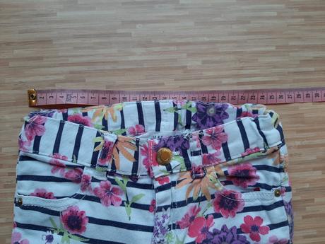 Kvietkovane rifle/nohavice, h&m,104