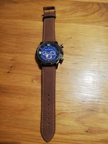 Pánske náramkové hodinky, 