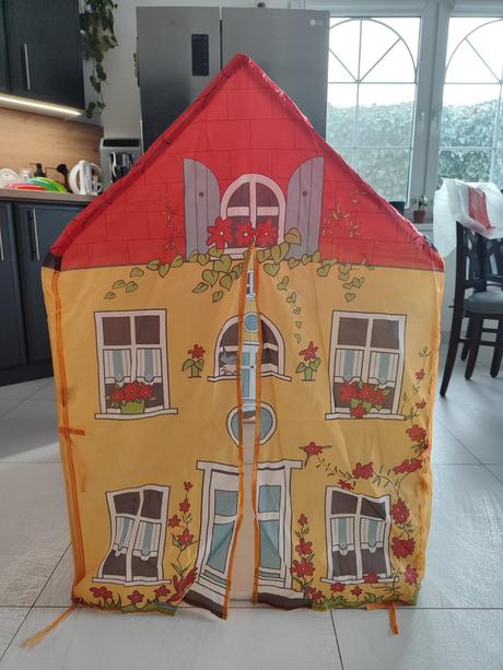 Látkovy domček na hranie, 