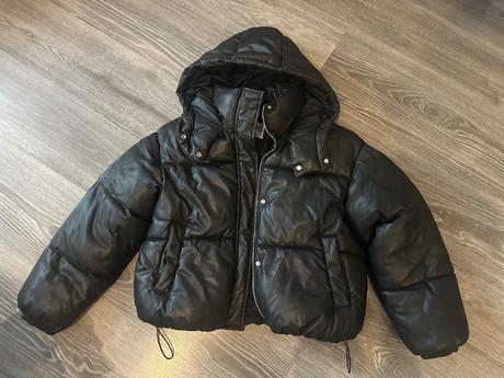 Zimna bunda, bershka,s