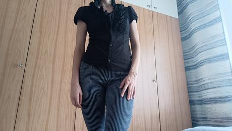 Dámske tričko s volánmi, veľ. s, s