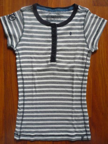 Pásikavé tričko, 152