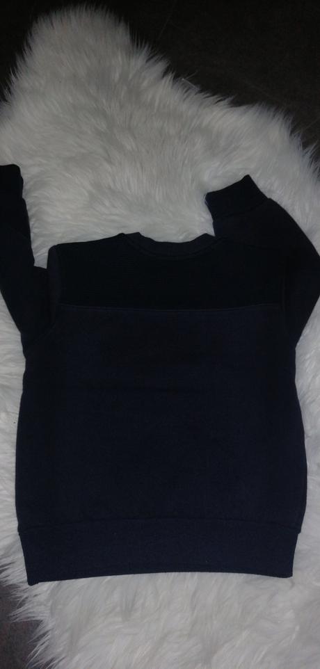 Krásna kvalitná mikinka, original marines,98