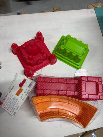 Hape - formicky do piesku, 