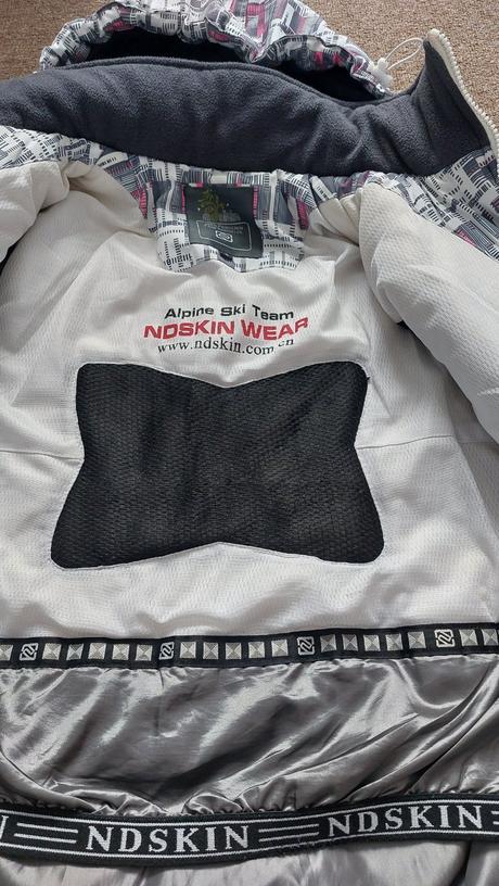 Lyžiarska bunda veľkosť m, m