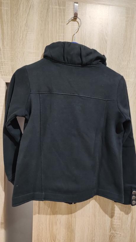 Čierna bundička, m