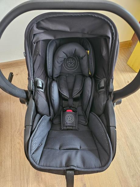 Autosedačka kiddy evoluna i-size plus + isofix zák, kiddy