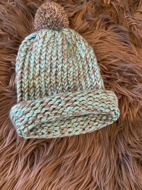 Ciapka rucne pletena, 