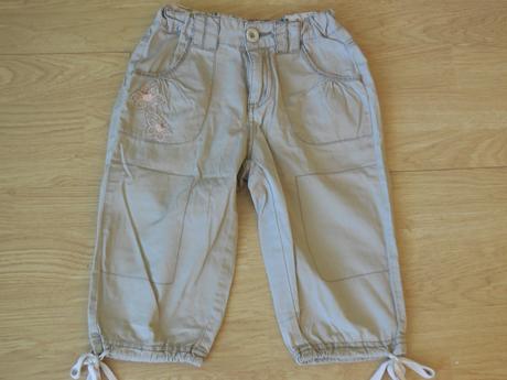 Trojštvrťové nohavice, 140