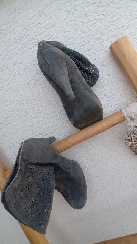 Čizmy zn.vic -made in italy s postovnym, 40