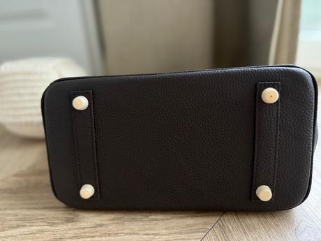 Nova kozena kabelka, 