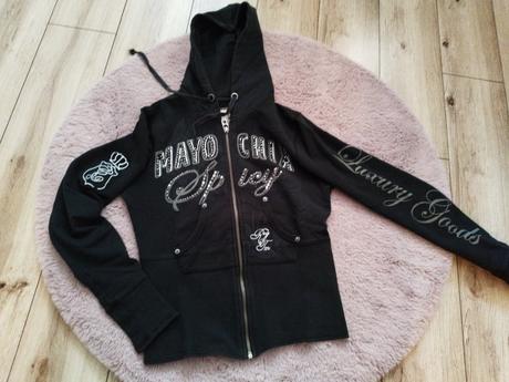 Mikinka mayo chix, mayo chix,s