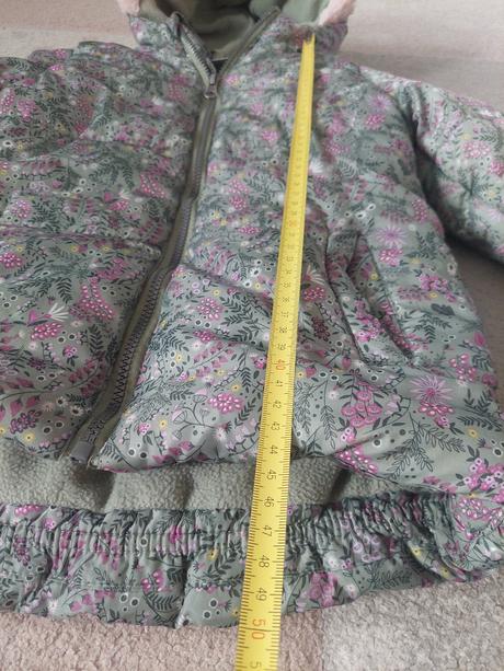 Zimná bunda kvetinkova-zelena veľ.110, pepco,110