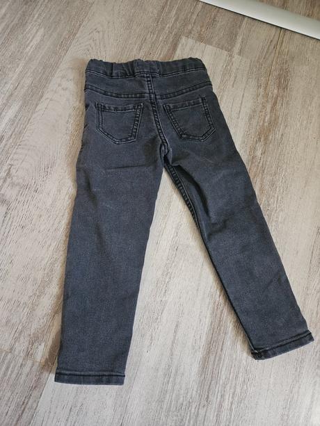 Rifle, fox & bunny,98