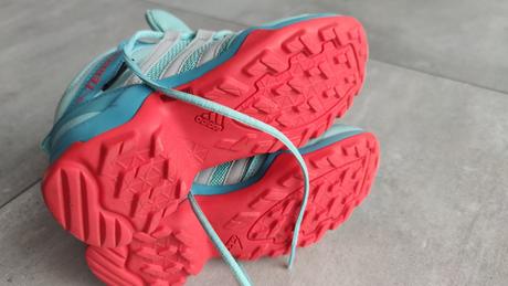 Turistické topánky, adidas,29