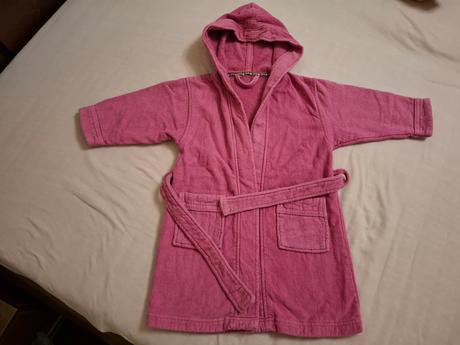 Dievčenský župan, 98