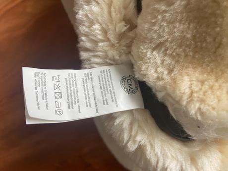 Teply fusak s kozusinou,