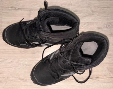 Topánky adidas terrex v.33 top stav, adidas,33