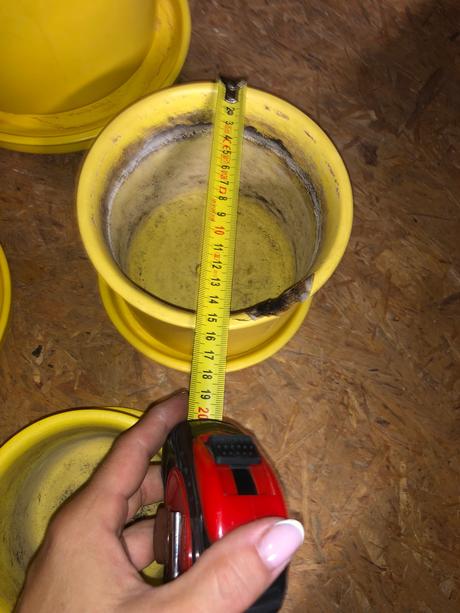 Črepniky žlté keramické, 