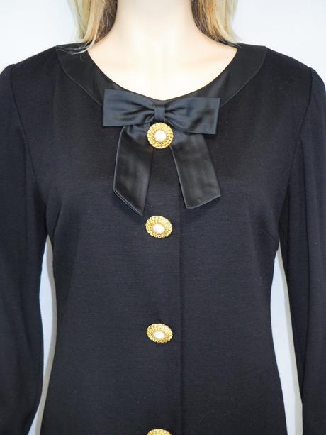 Luxusné vintage vlnené šaty, 38