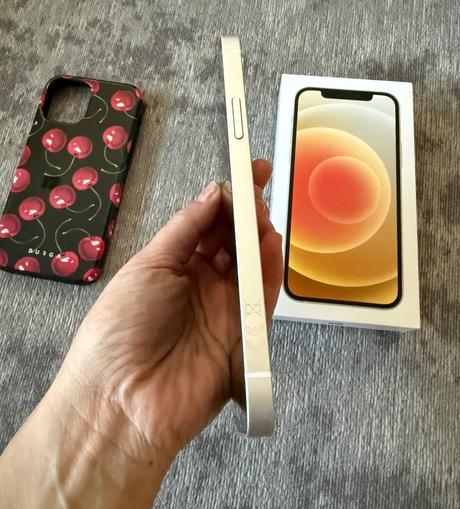 Iphone 12 128 gb biely, 