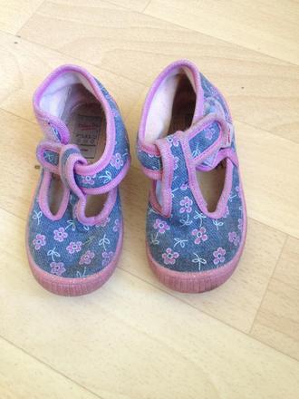 Papucky, superfit,22