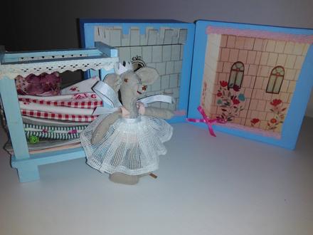 Myška princezná na hrášku hračka aj dekorácia,