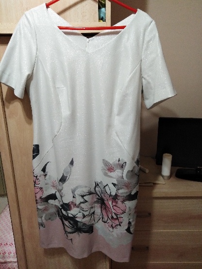 Spoločenske šaty, 46