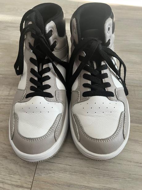 Tenisky, champion,37