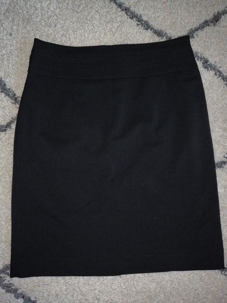 Elegantná čierna sukňa, h&m,44